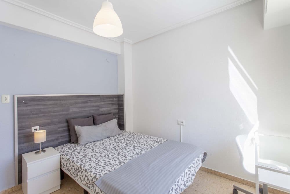 Private room in Valencia